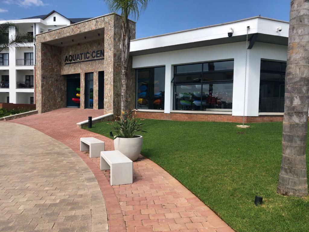 The Blyde Crystal Lagoon Riverwalk Estate Pretoria Exterior photo