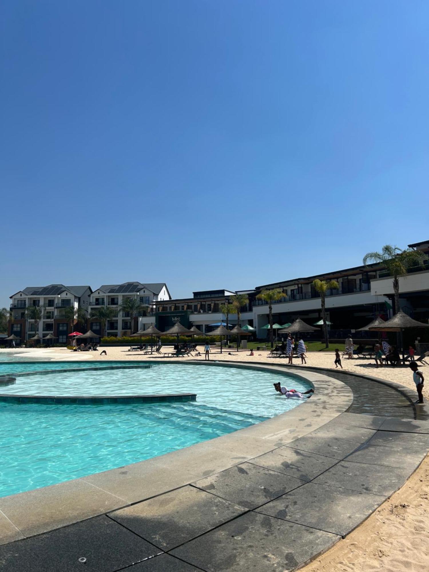 The Blyde Crystal Lagoon Riverwalk Estate Pretoria Exterior photo