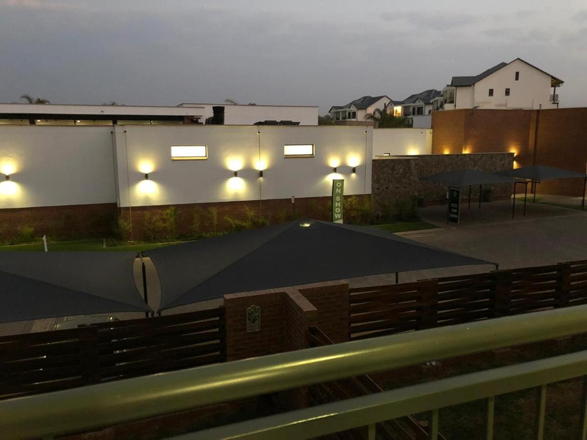 The Blyde Crystal Lagoon Riverwalk Estate Pretoria Exterior photo